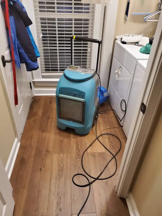 Commercial dehumidifier deployed for Crawl Space Restoration in Fowler